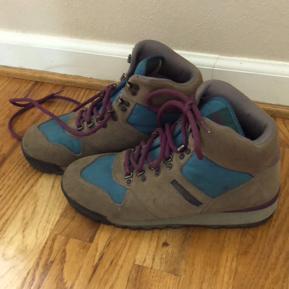 Vintage Merrill hiking boot